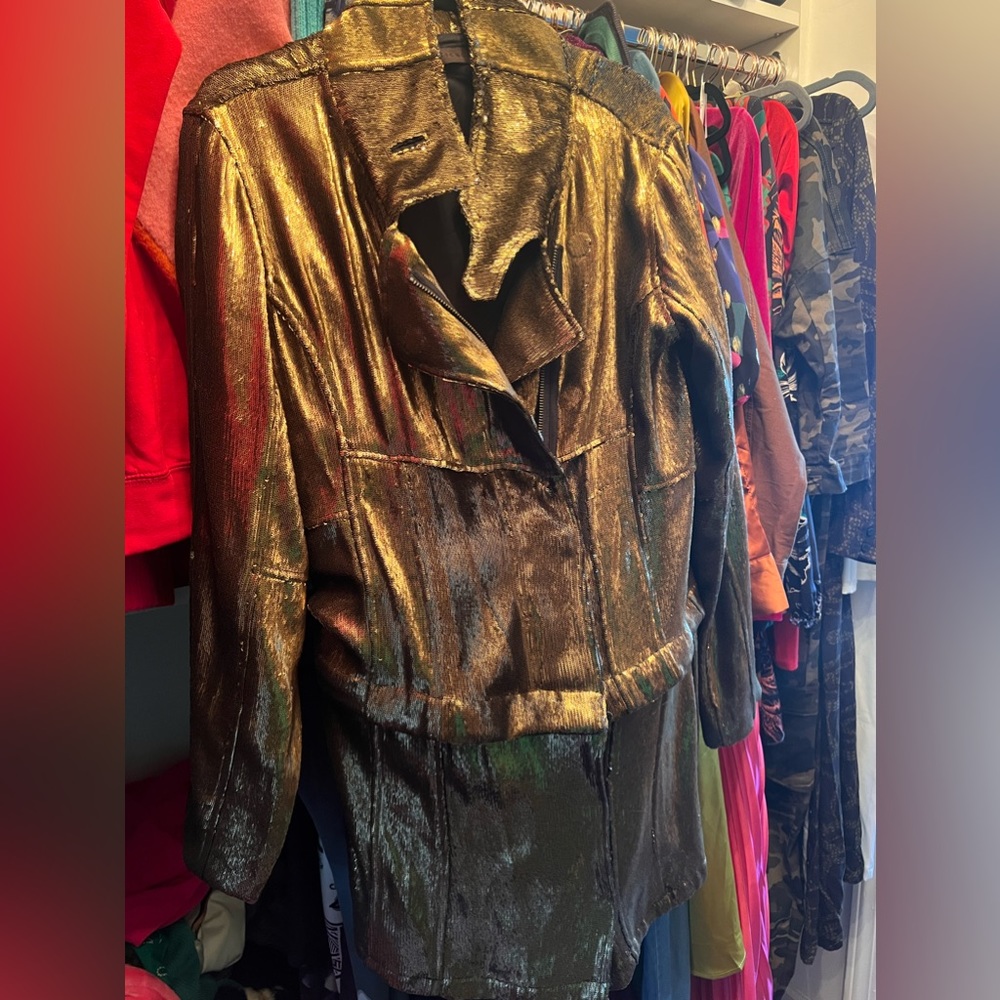 Nicholas K: Beautiful 🤩 Willow Sequin Gold convertible Jacket!